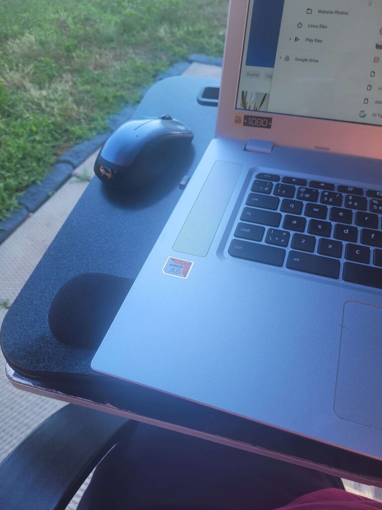 Laptop Mouse and lap desk working outdoors