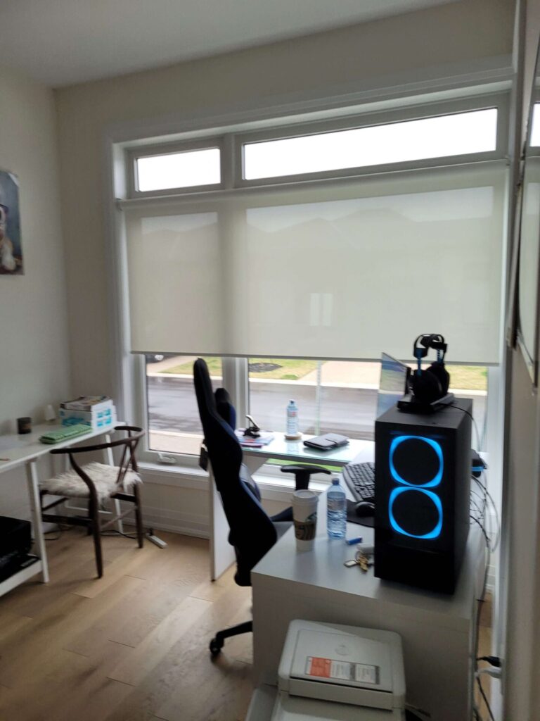 image of a home office to make money with your voice from home